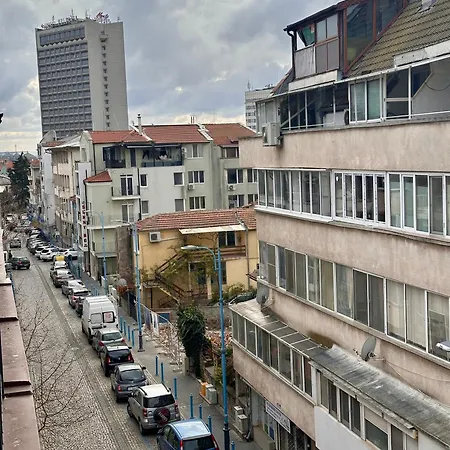 Deluxe Centre With Free Parking Apartment