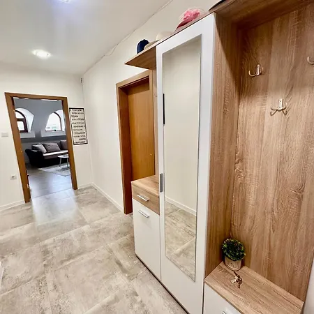 アパート Deluxe Centre With Free Parking ブルガス